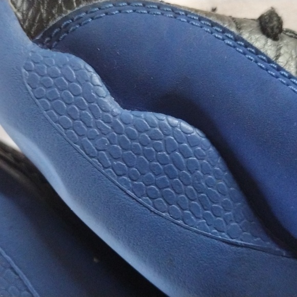 BOYS Shoes by MICHAEL JORDAN - Picture 11 of 15